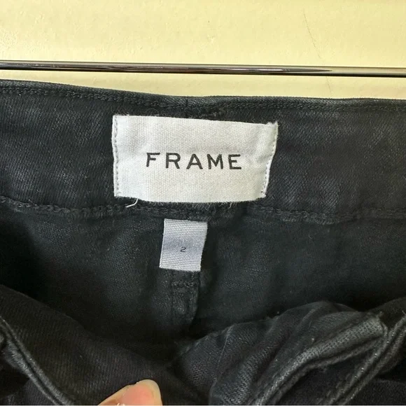 FRAME Le One Skinny High-Waisted Jeans in Larsen Black Wash SZ 2 (SIZES 29-34) - Picture 9 of 13